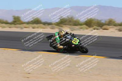 media/Oct-30-2022-CVMA (Sun) [[fb421c3cec]]/Race 11 Amateur Supersport Open/